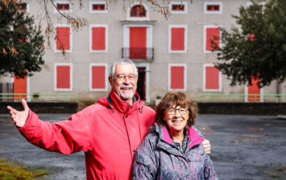 Katia et Jean Nespoulous, devant le Cantre aéré de La Courbe